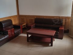 临沂兰山滨河路沂河花园广玉兰小区 3室2厅1卫出租房源真实图片