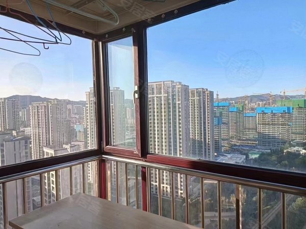 张家口桥东红旗楼容辰首府容辰两居 2000 押一付一出租房源真实图片