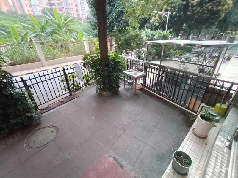 东逸翠苑带花园两房 业主自住保养好 方便看房,东逸