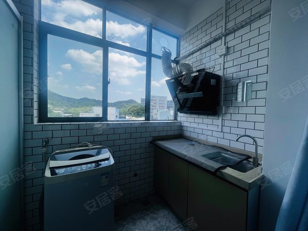 【多图】大学城创客小镇,大学城租房,大学城 5号线 可短租 山景单间