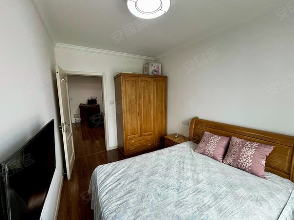 【多图】汇贤雅居,徐家汇租房,低价 近地铁商圈 随时看房 拎包入住