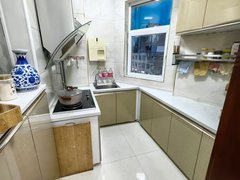 吕梁临县太和北路出租:袁一路电梯房:一居,家具家电齐全拎包入住出租房源真实图片