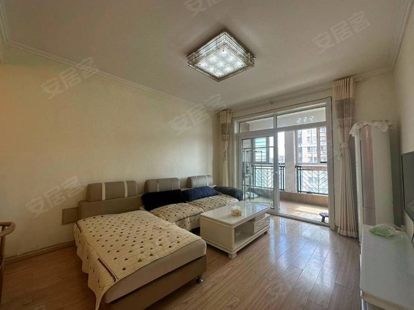 青岛李沧重庆路蓝山湾一期蓝山湾精装套三出租 配套齐全拎包入住 看房