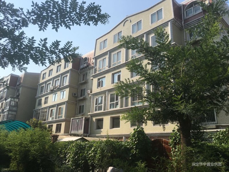 秀兰城市花园5室3厅3卫255㎡南北235万