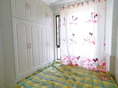 龙口南山丁冇街精装修2室4楼70平停车方便购物方便拎包入住集体供暖出租房源真实图片
