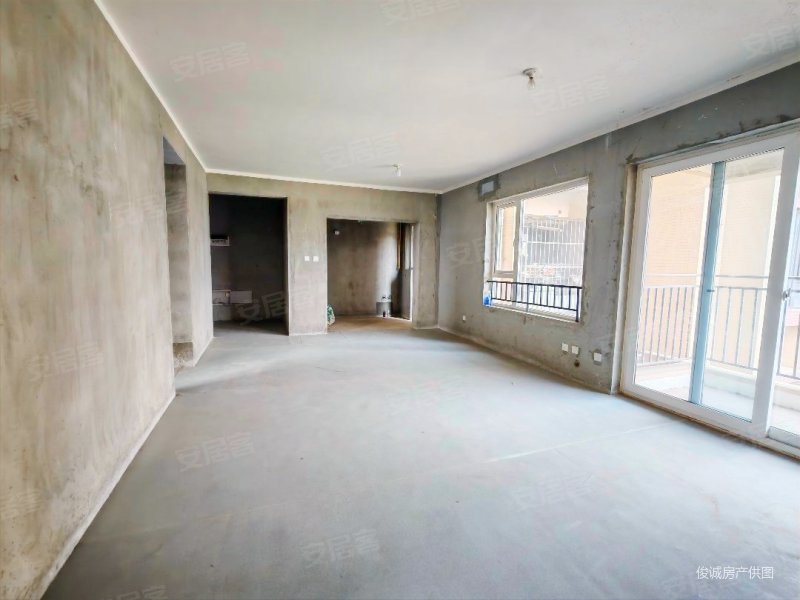 合能珍宝锦城南北通透出行方便双卫房龄新正规商品房