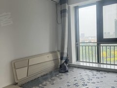 租房分配对象   恒大城公寓豪华精装修两室 可短租~~