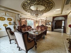 佛山顺德容桂东逸湾独栋别墅出租 拎包入住欧式风格建筑 可停4台车出租房源真实图片