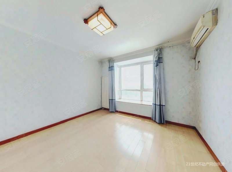 瑞都景园3室1厅2卫152.21㎡南北635万