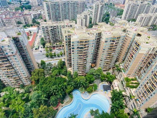 广州白云梅花园怡新花园怡新花园 近地铁三号线 装修精美宜人 小区