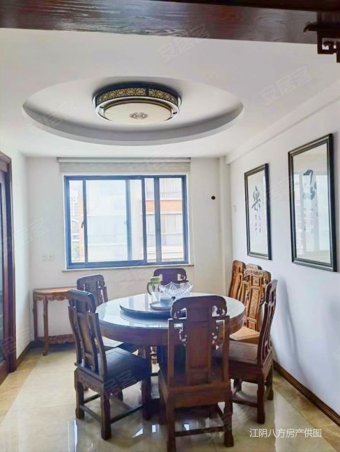 紫  园  标准楼中楼  朝南汽车库  豪华装修4室2厅2卫