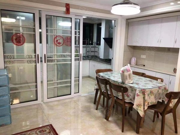 【多图】弘阳尊邸,虞山租房,弘阳尊邸 3室2厅2卫 精装修 电梯房 130平