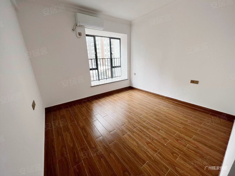 (天河笋盘)诚心出售 产权清晰 联系看房 价格可谈,荔景花园二手房,150