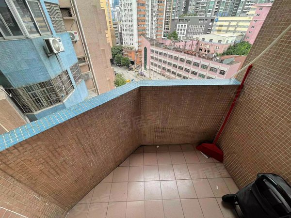 天成大厦 急租伊顿18旁厅出阳台大两房 楼龄新近地铁,天河租房-广州58