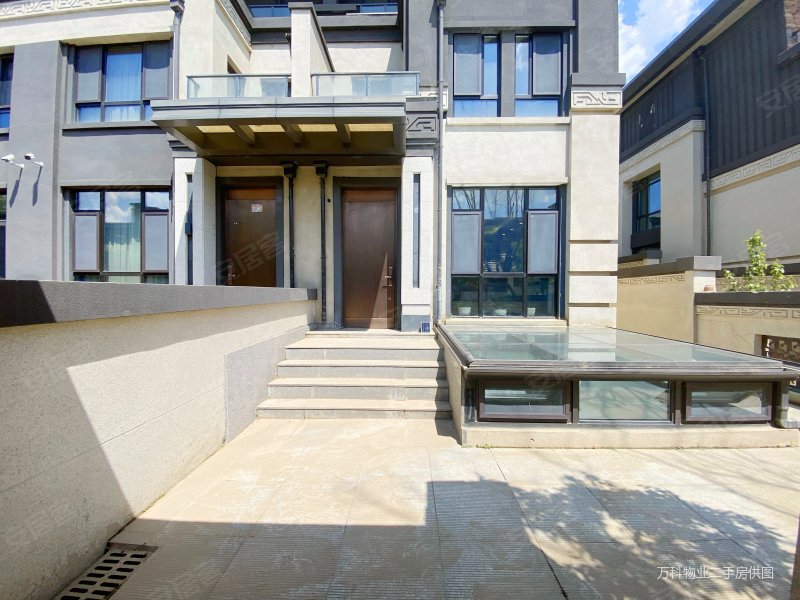 长春房产网>长春二手房>净月二手房>大学城二手房>万科如园(别墅)>800