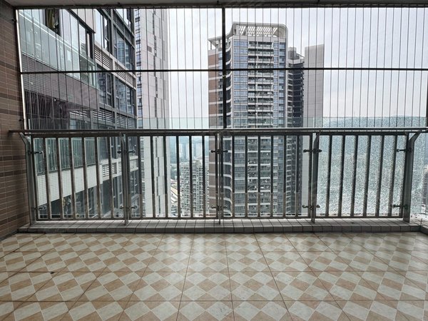 绿景虹湾 四房两卫 高楼层 看房方便 随时入住,福田租房-深圳58安居客