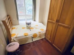 重庆南岸南坪0中介 te价急租 可短租月付 没有杂F 东东摩女子医院南坪出租房源真实图片