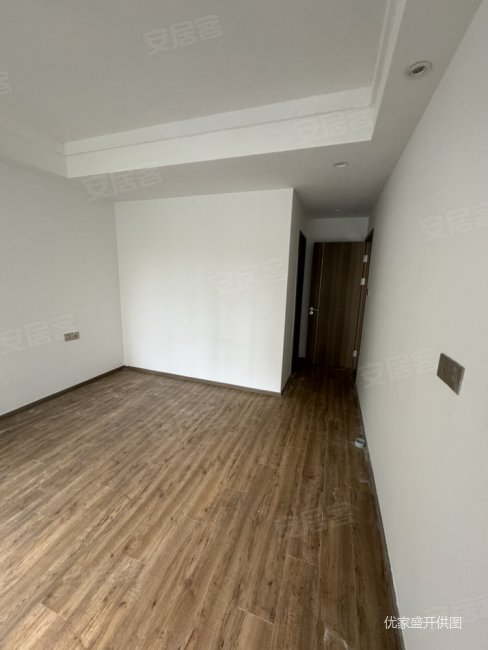 温州房产网>温州二手房>龙湾二手房>滨海二手房>宝龙世家>488_650竖版