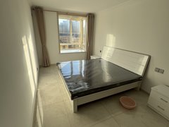 唐山迁安城区民安 两室精装 首茨出租 家具家电齐全 随时看房 拎包入住出租房源真实图片