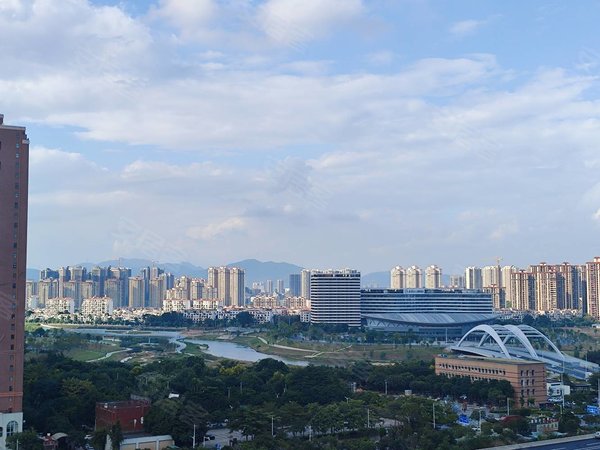 深圳深圳周边惠州英之皇中心城惠阳淡水商业中心,楼下生活配套齐全,离