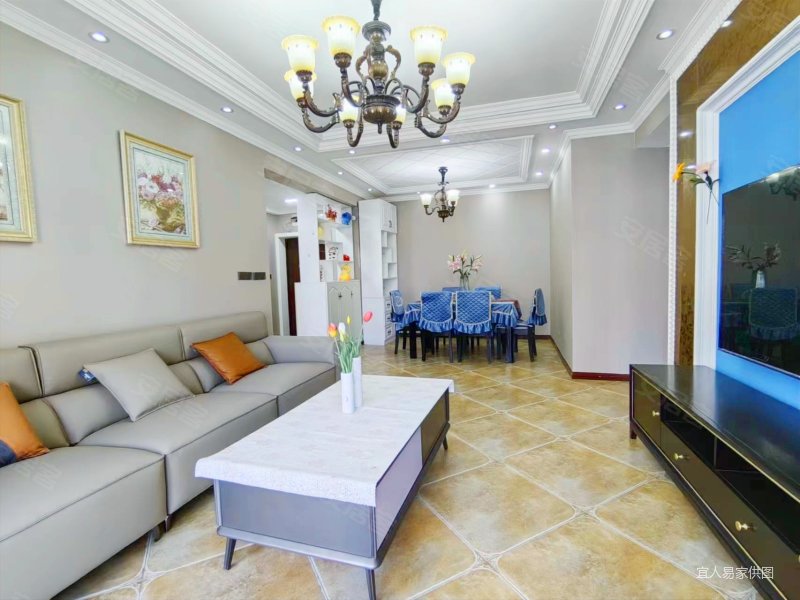 人民广场公园旁品质小区中间楼层,好房急售,户型通透,竣祥红河枫景(西