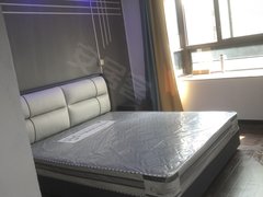 镇江丹阳八佰伴靠近金鹰八佰伴眼镜城常年有豪华单间独卫出租费出租房源真实图片