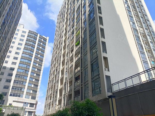 广州花都镜湖大道高晟广场小区全新仅租3800元 107平高晟广场小区有