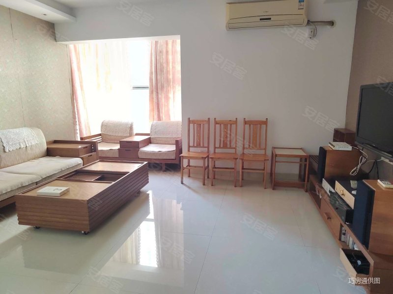 正南朝向 商圈成熟 出行方便 近地铁 满二 医疗配套成熟,博泰江滨二手