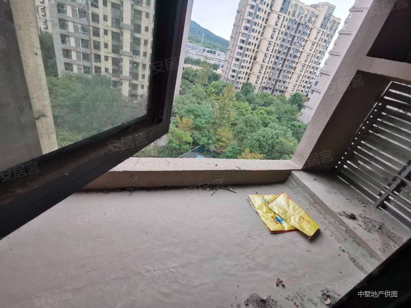 西城山水居业主我朋友找我价格好聊地块口看房方便