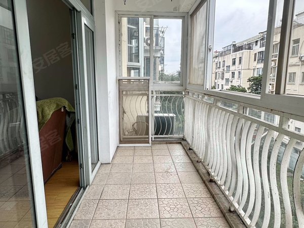 苏州工业园东环韶山花园押一付一地铁7号线中央公园 韶山花园精装2室2