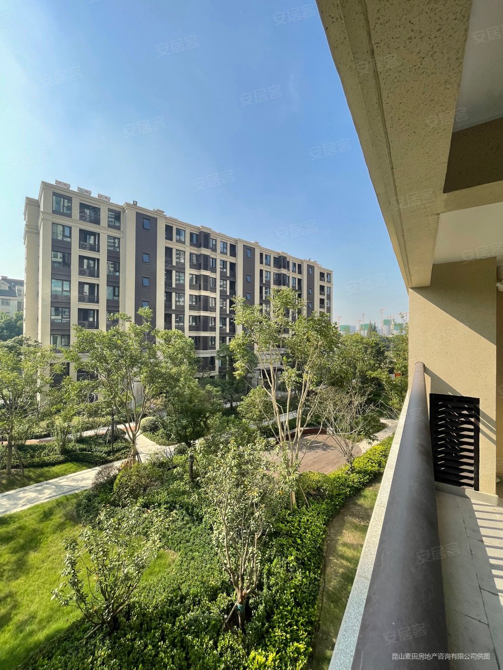 龙光花溪澜园4室2厅2卫115㎡南北320万