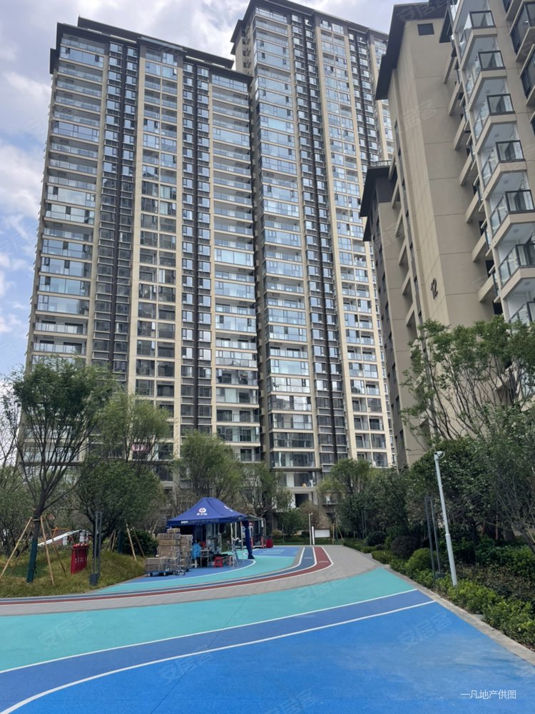 俊发彩云城檀湾3室2厅1卫89㎡西南100万