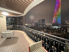 广州海珠广州塔珠江帝景 超大阳台 可直播 对望小蛮腰 实用五房 拎包入住出租房源真实图片