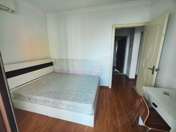 上海嘉定南翔泰翔嘉苑泰翔嘉苑 2室1厅1卫 南北通透 电梯房 配套齐全