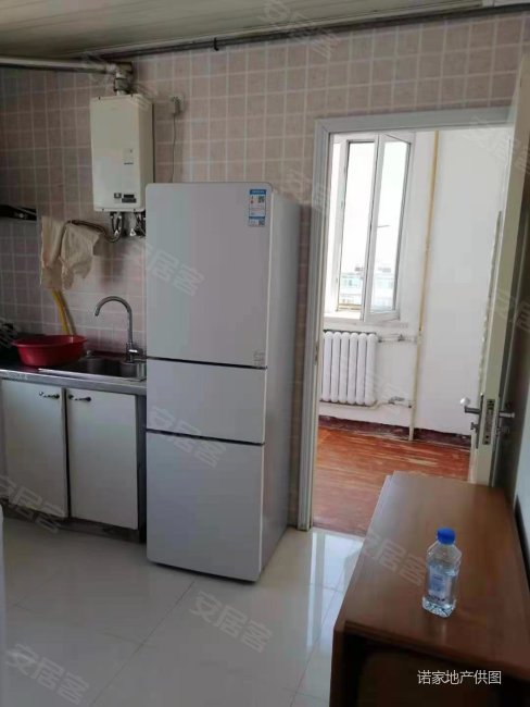 高楼层采光充足商业配套齐全近地铁装修好交通便利