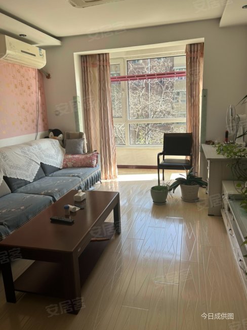 沈阳房产网>沈阳二手房>于洪二手房>红旗台二手房>西湖俪景>488_650竖