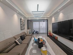 茂名茂南明湖百货首租江景 保利东湾 3室2厅 花园式小区 拎包入住 视野好宽出租房源真实图片