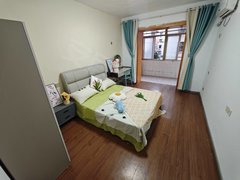 南京秦淮新街口低楼层可短租 新街口中心 张府园站 常府街地铁站出租房源真实图片