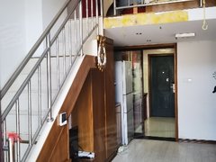 大连中山昆明街学府林居 1室2厅1卫出租房源真实图片