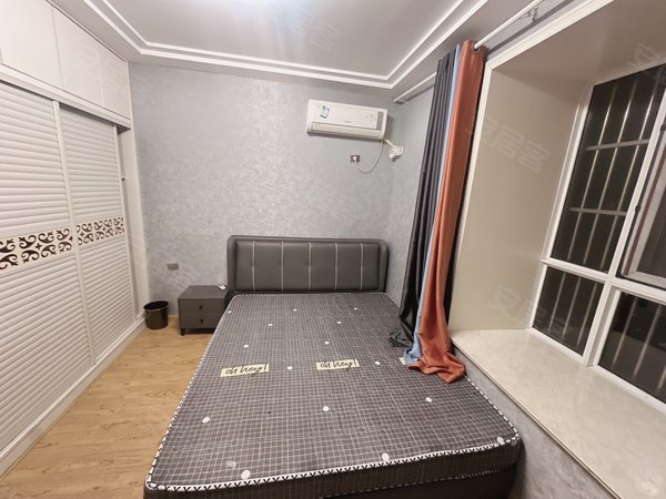 六安裕安裕安万达广场月亮岛小区一手房源月亮岛万达华府六州首府富安新城4室3室单间独卫皖西学出租房源真实图片