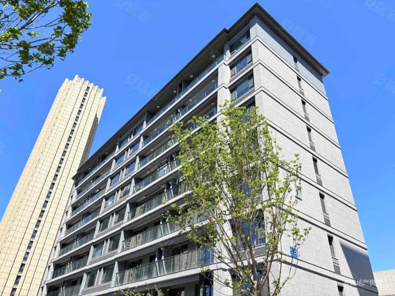 一手手续 五一广场电梯洋房次顶 绿城沁园三室两卫采光好有钥匙