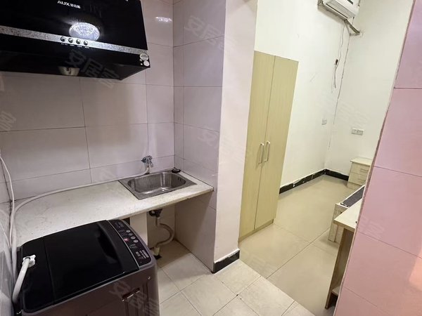 金华浦江县市中心中山花园中山南路精装公寓 兴丰客饭堂附近 汽运中心正对面 实拍出租房源真实图片