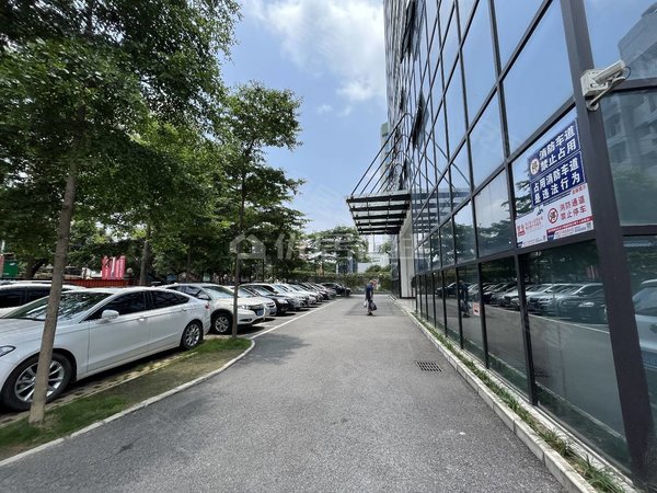 南宁青秀新竹光明大厦民族广场地铁站 新竹路  2房 家电家具齐全 电梯