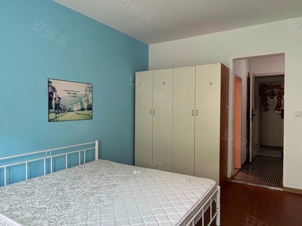 上海嘉定嘉定新城永盛公寓阳台房带独卫40平 随时可看房 可办居住证