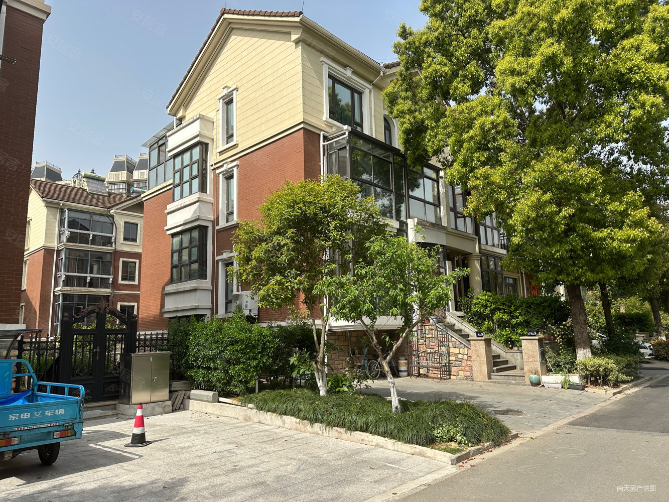 合生国际城(别墅)5室3厅4卫358㎡南北2600万