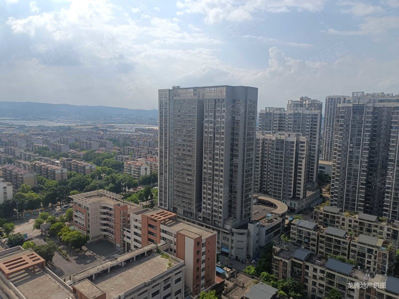 柳工颐华城柳太路1号3室2厅2卫11938平方米