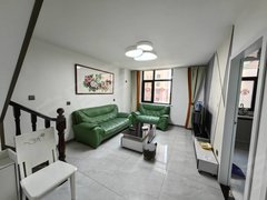 庆阳西峰西峰城区悦湖公馆精装复试公寓 两室两厅一卫 家具家电齐全出租房源真实图片