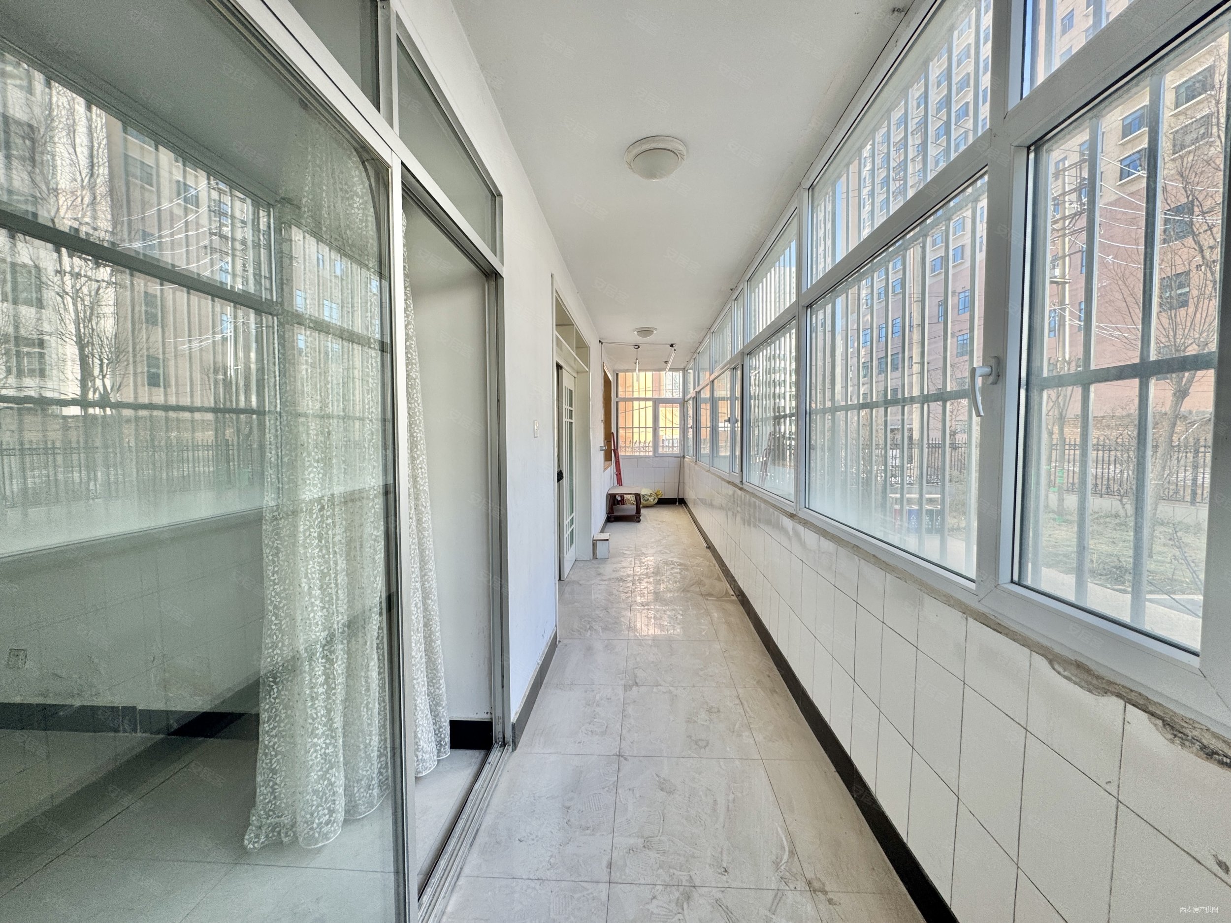 海晏路36号院3室2厅2卫148㎡南北150万