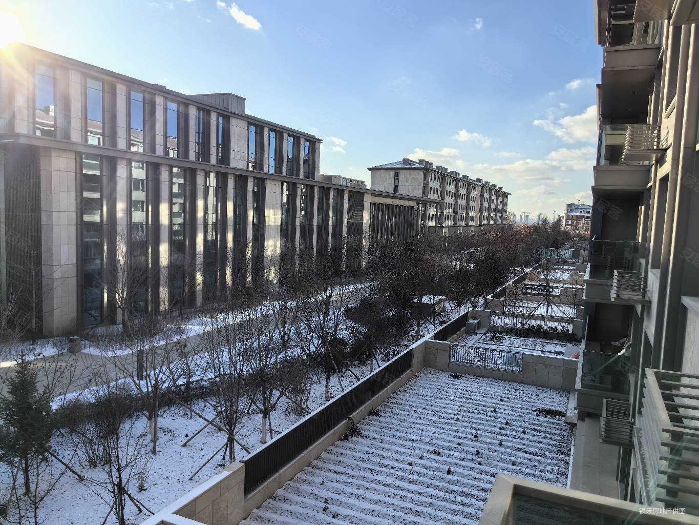 长春房产网>长春二手房>净月二手房>亚泰足球训练基地二手房>伟峰东域