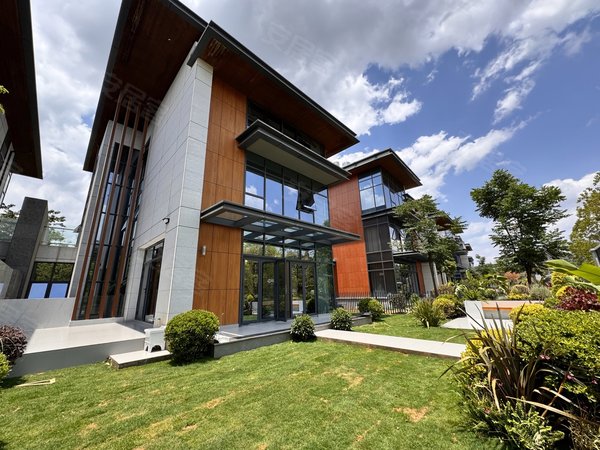 昆明官渡福保片区山海荟会展中心山海荟 精装独栋别墅出租 带ktv适合